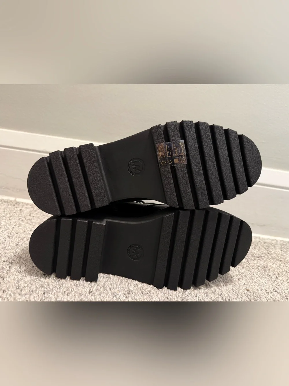 Michael Kors Black Leather Platform Combat Boots Size 7 Never Worn